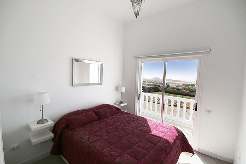 Villa Albe, Jacuzzi Con Vistas Al Mar Арона Екстер'єр фото